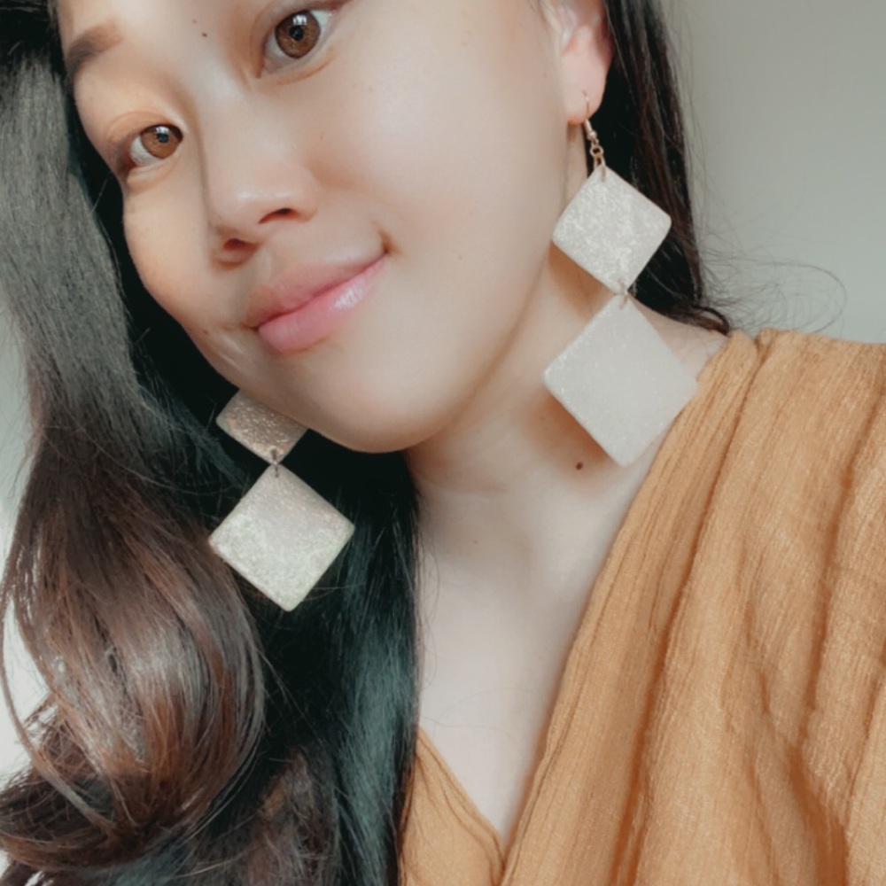 Hello, Thank you for checking out my boutique!